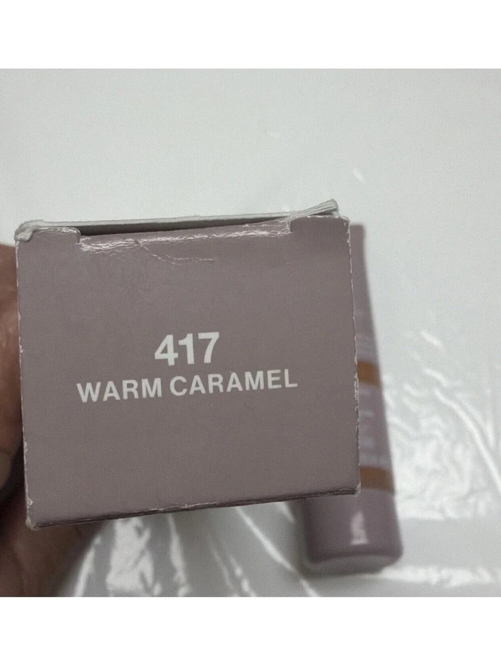 Revlon Illuminance Serum Tint 417 Warm Caramel SFP 15 Ginger Root Vitamin C& E